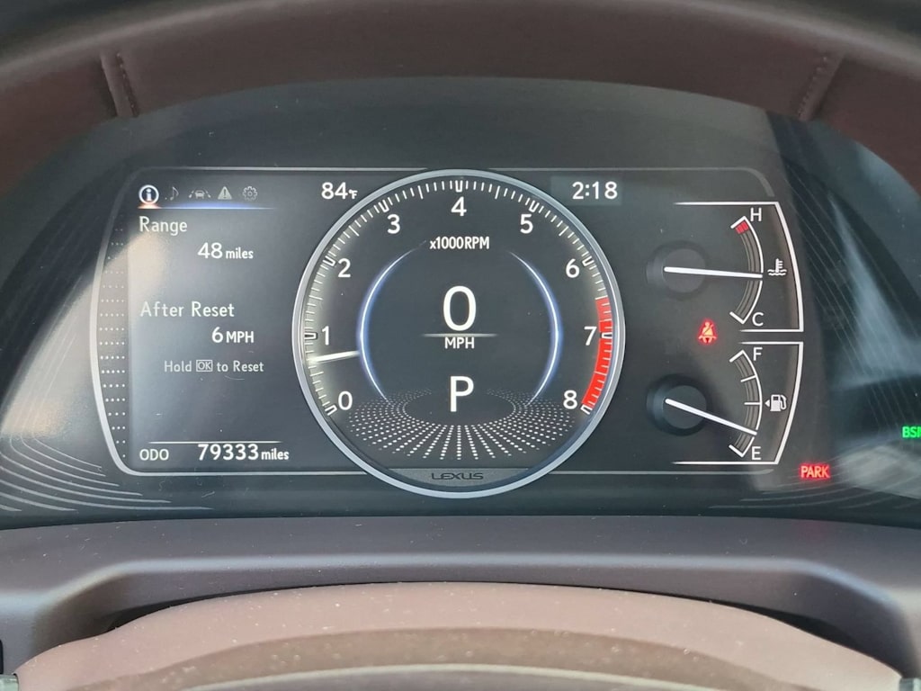 Thumbnail: 2021 Lexus ES - 18