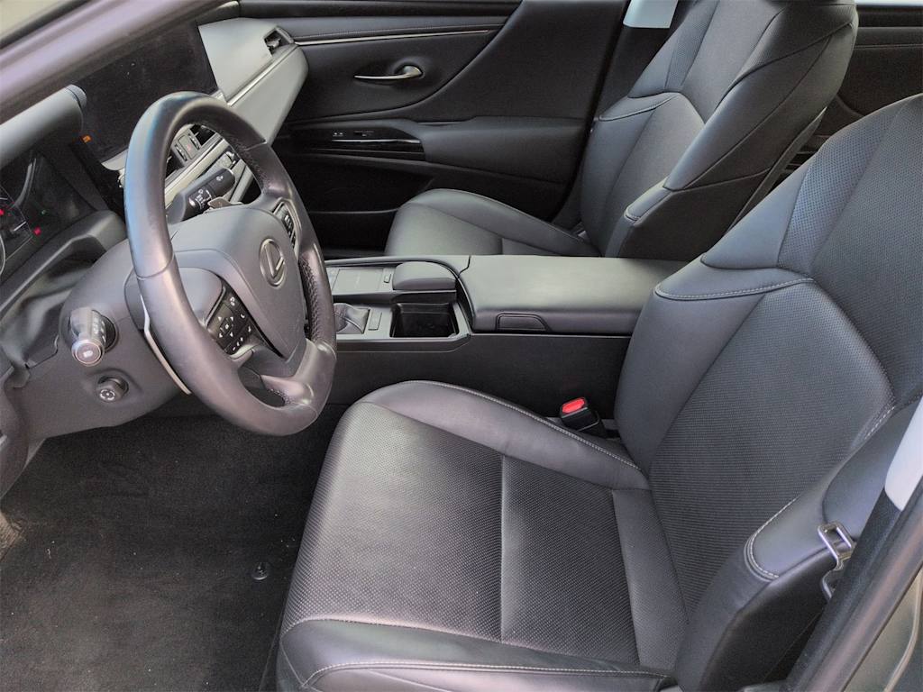 Thumbnail: 2022 Lexus ES - 12