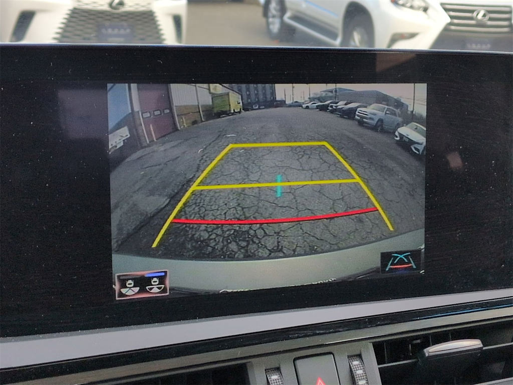 Thumbnail: 2022 Lexus ES - 38