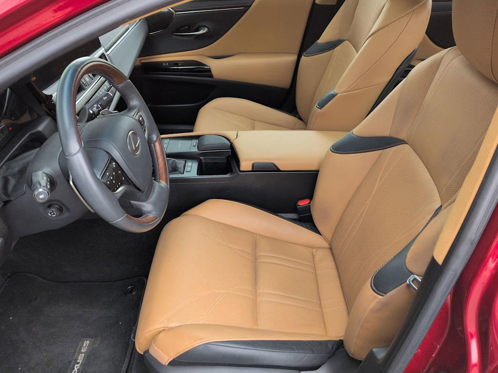 Thumbnail: 2022 Lexus ES - 11