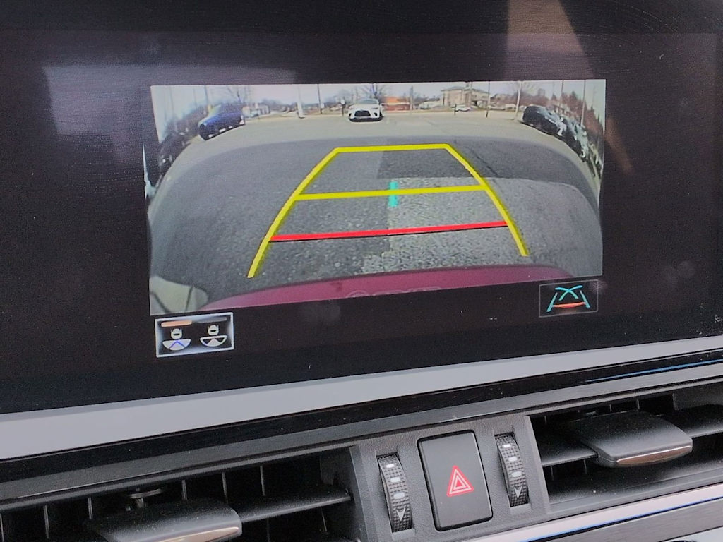 Thumbnail: 2022 Lexus ES - 37