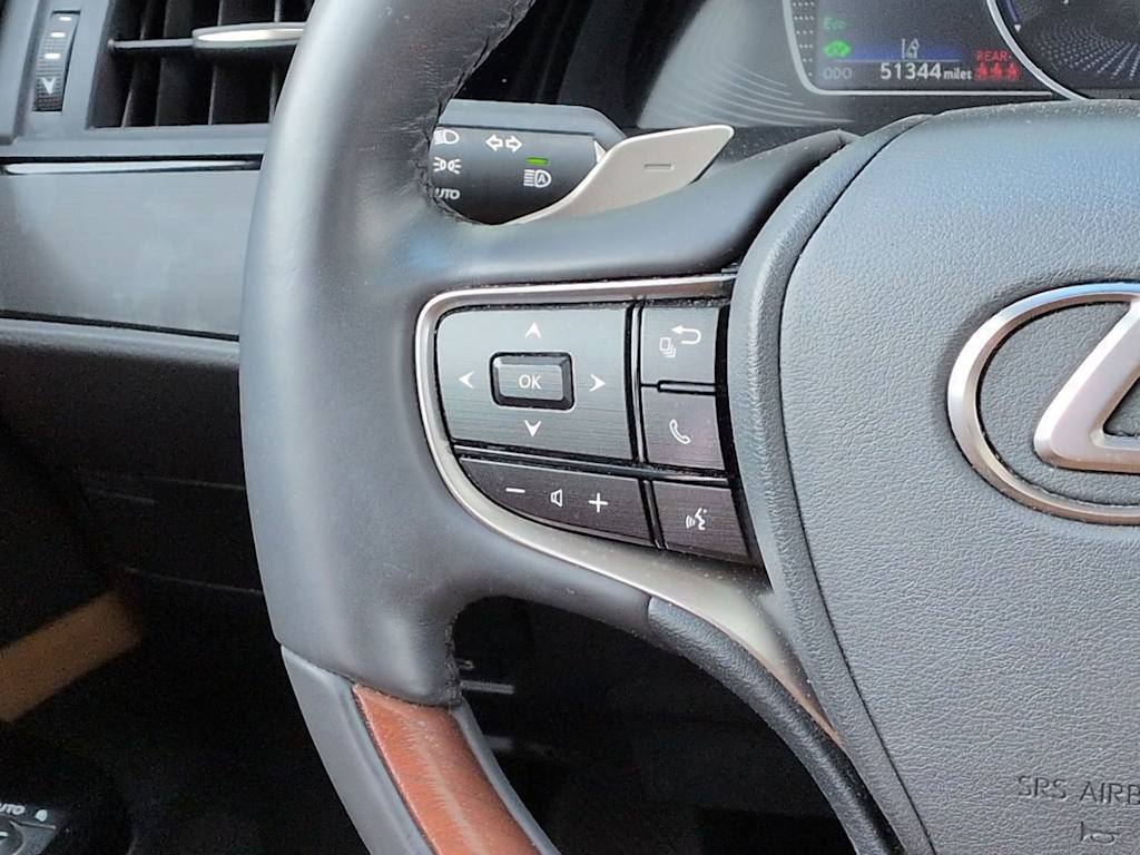 Thumbnail: 2022 Lexus ES - 33