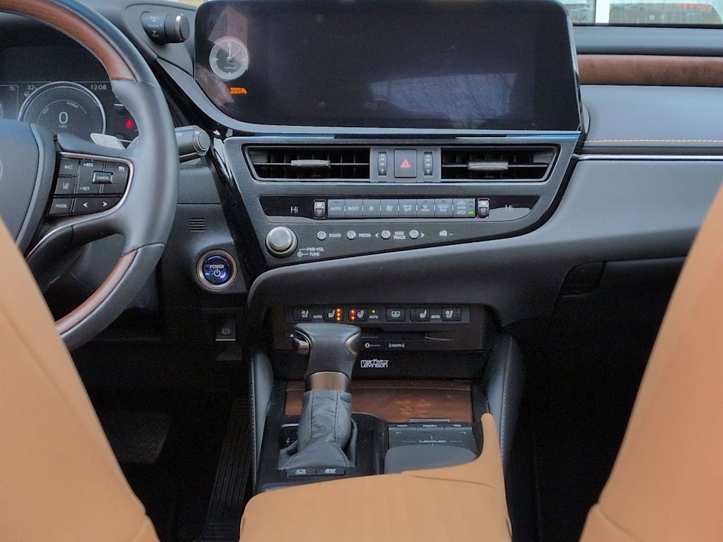 Thumbnail: 2022 Lexus ES - 15