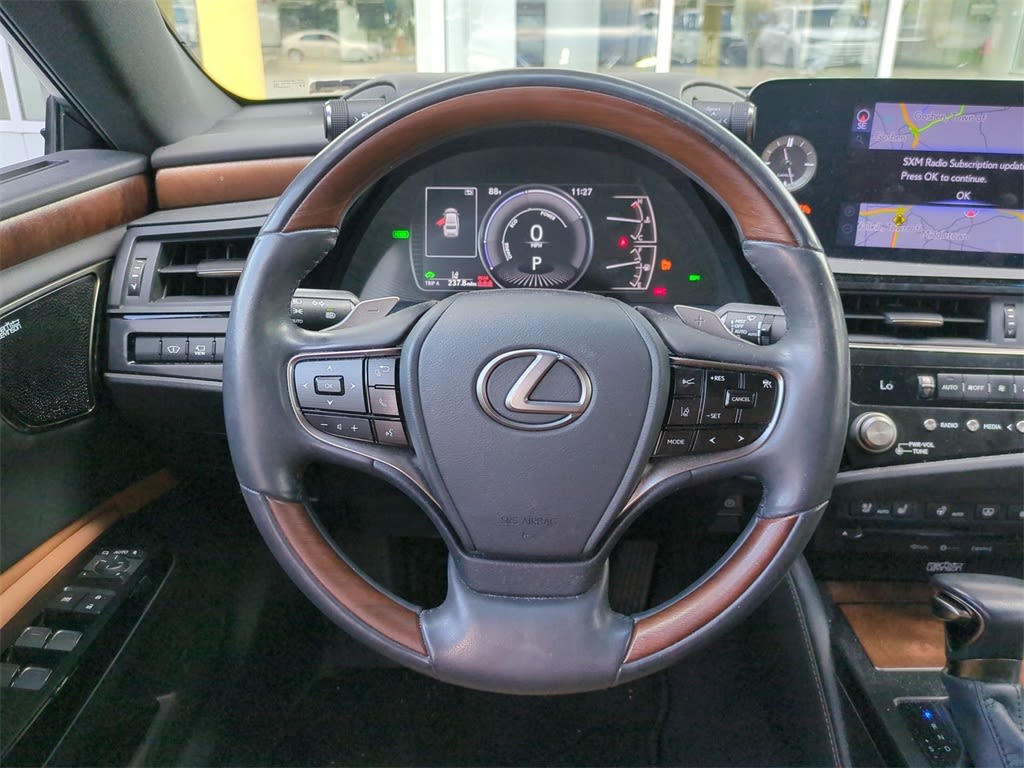 Thumbnail: 2022 Lexus ES - 13