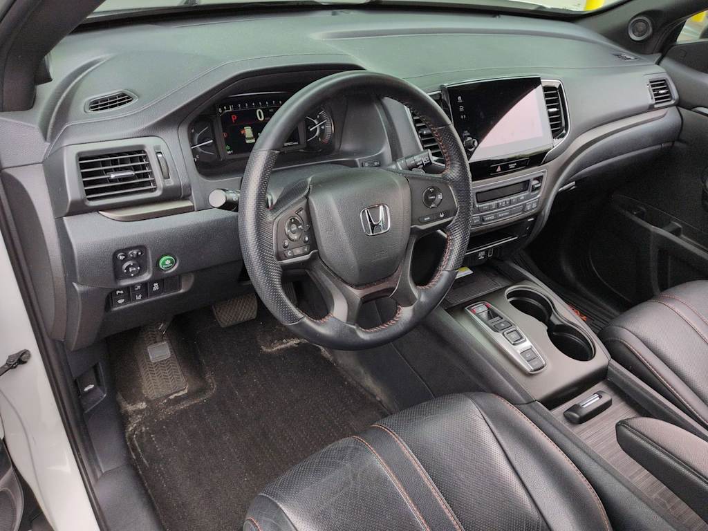 Thumbnail: 2023 Honda Passport - 2