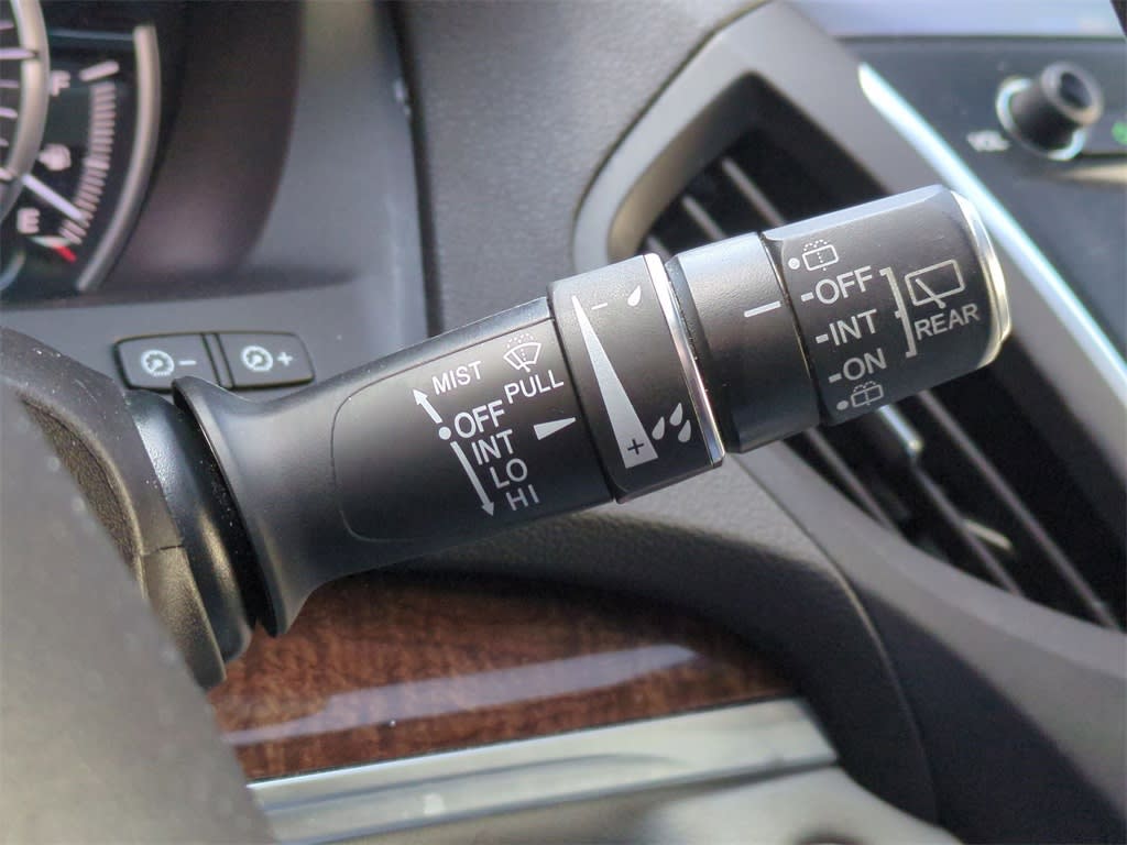 2017 Acura MDX Base 13