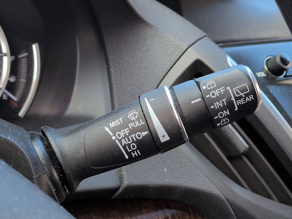 Thumbnail: 2017 Acura MDX - 16