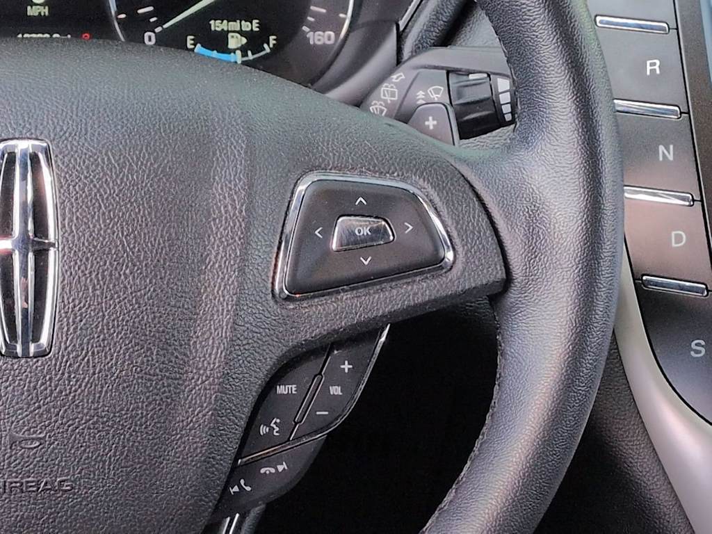 Thumbnail: 2019 Lincoln MKC - 31
