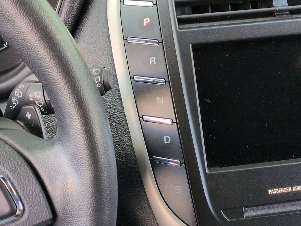 Thumbnail: 2019 Lincoln MKC - 16