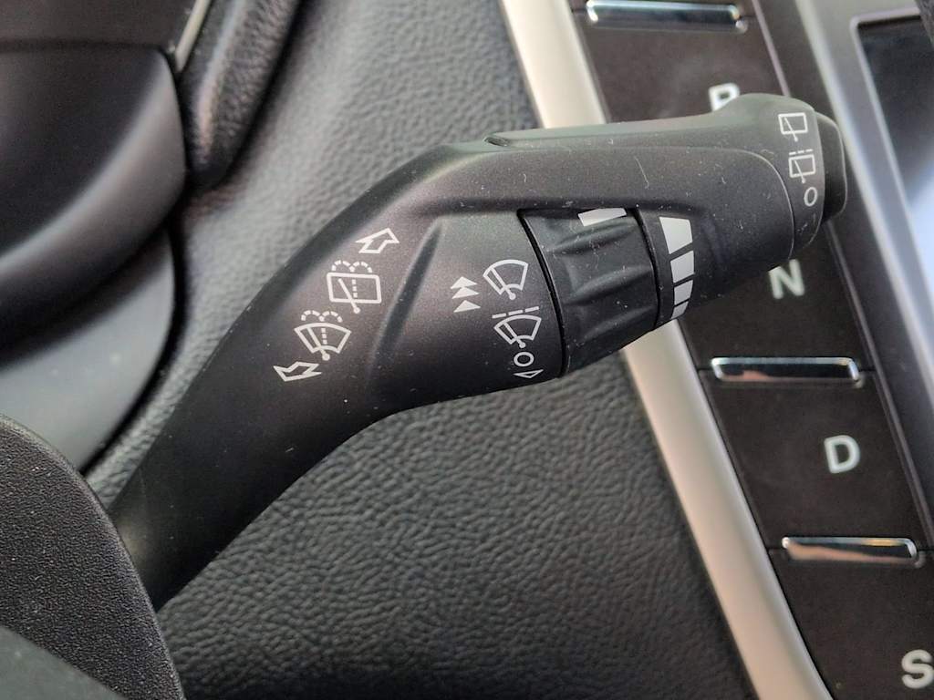 Thumbnail: 2019 Lincoln MKC - 32