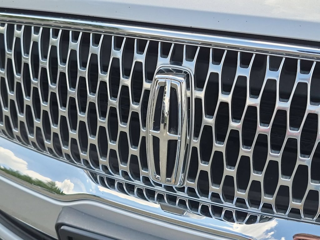 Thumbnail: 2019 Lincoln MKC - 5