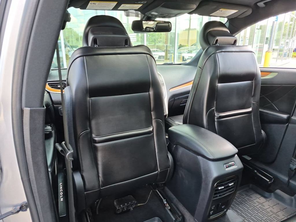 Thumbnail: 2019 Lincoln MKC - 11