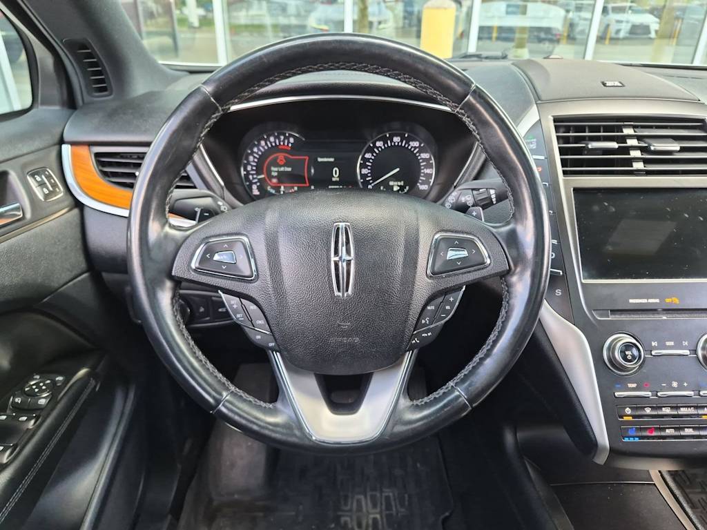 Thumbnail: 2019 Lincoln MKC - 12