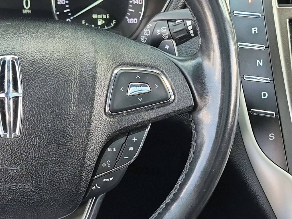 Thumbnail: 2019 Lincoln MKC - 33