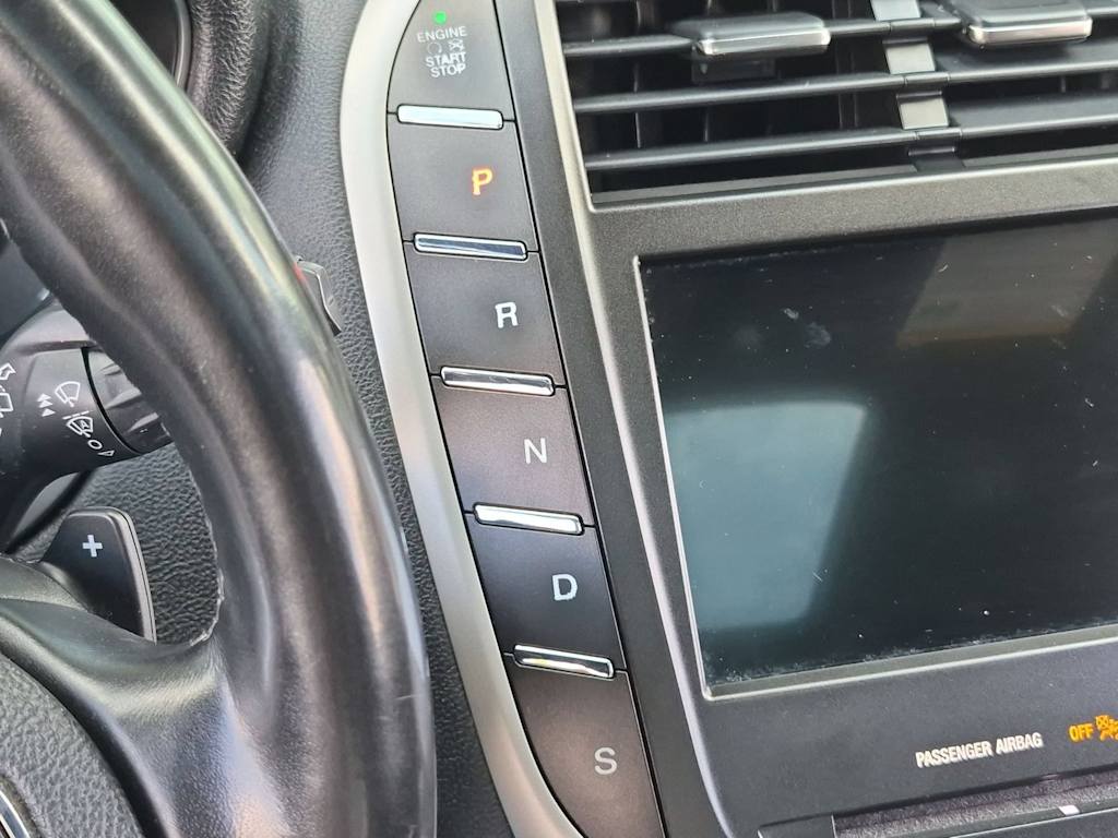 Thumbnail: 2019 Lincoln MKC - 14
