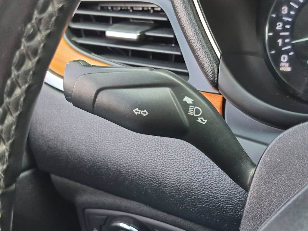 Thumbnail: 2019 Lincoln MKC - 35