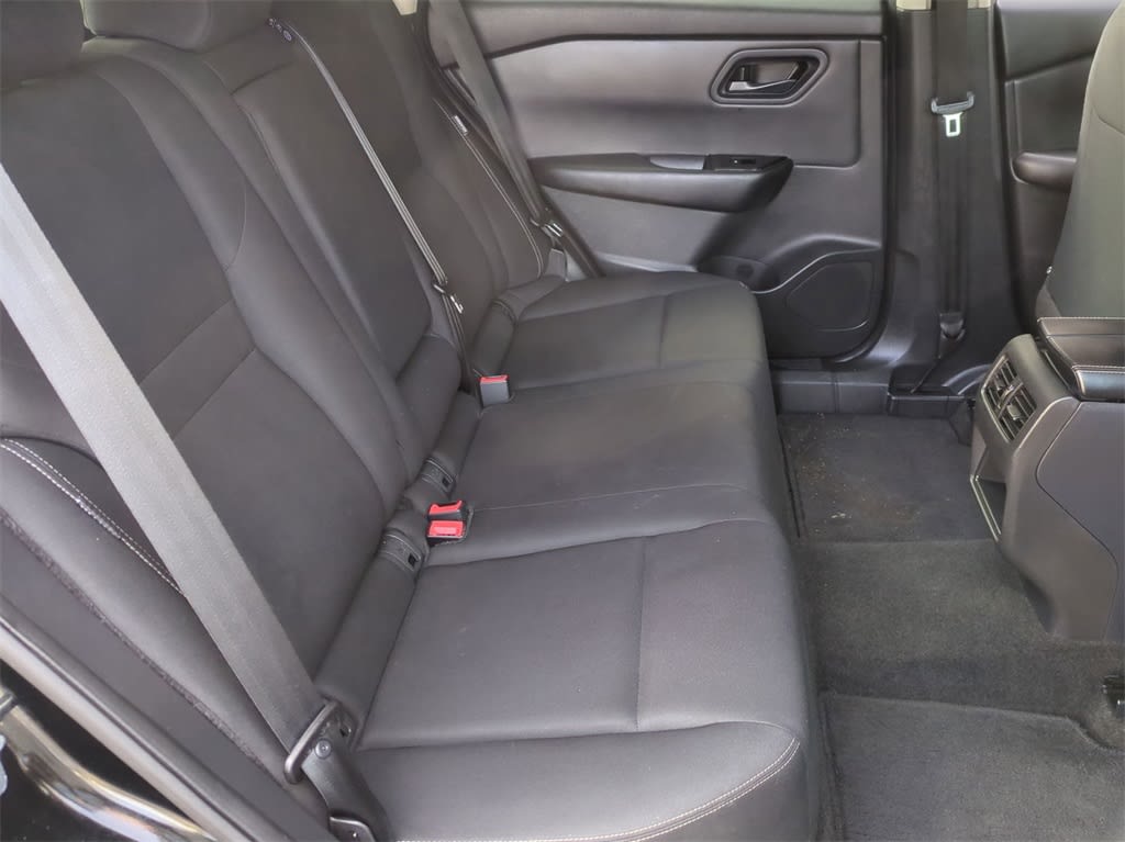 2024 Nissan Rogue S 28