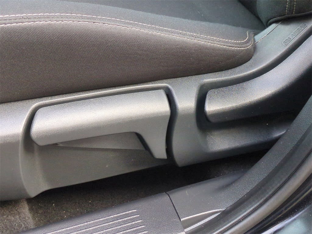 2024 Nissan Rogue S 27