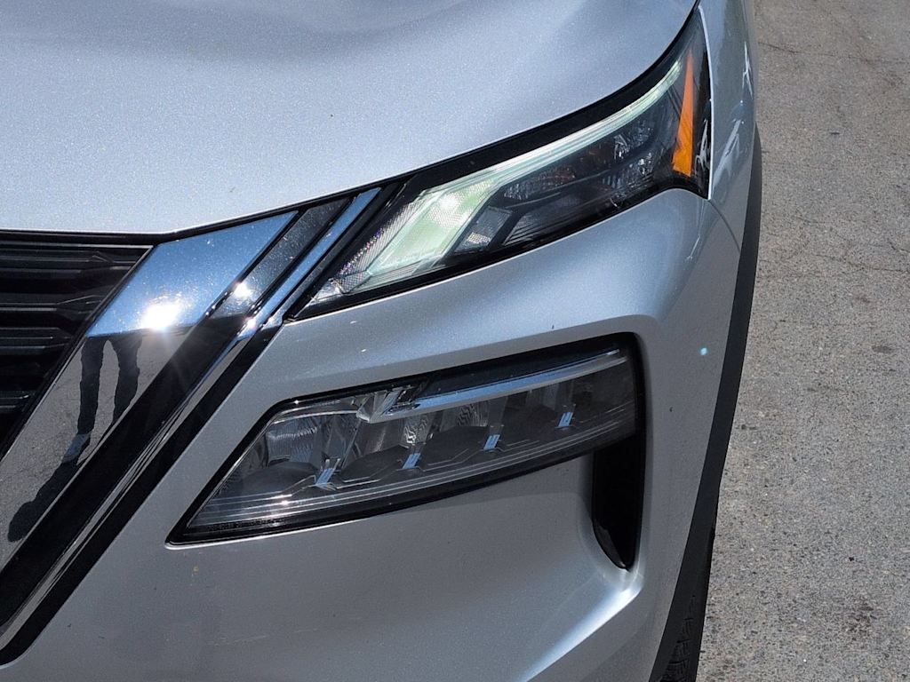 Thumbnail: 2023 Nissan Rogue - 25