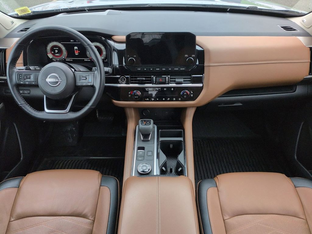 Thumbnail: 2022 Nissan Pathfinder - 9