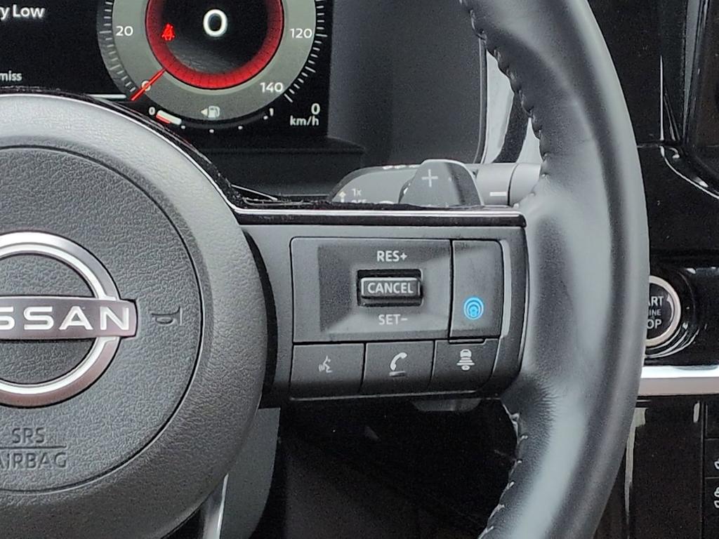 Thumbnail: 2022 Nissan Pathfinder - 33