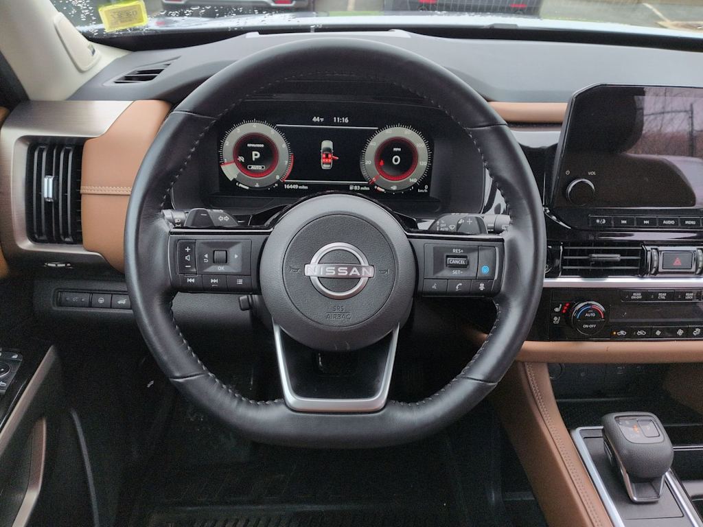 Thumbnail: 2022 Nissan Pathfinder - 12