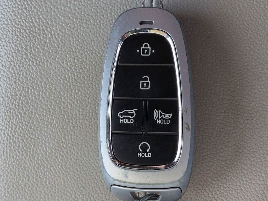 Thumbnail: 2023 Hyundai Tucson - 19