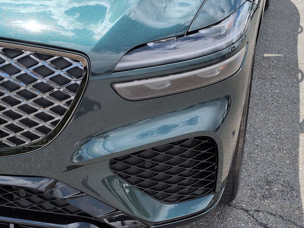 Thumbnail: 2024 Genesis GV70 - 25