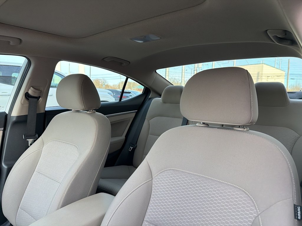 Thumbnail: 2019 Hyundai Elantra - 6