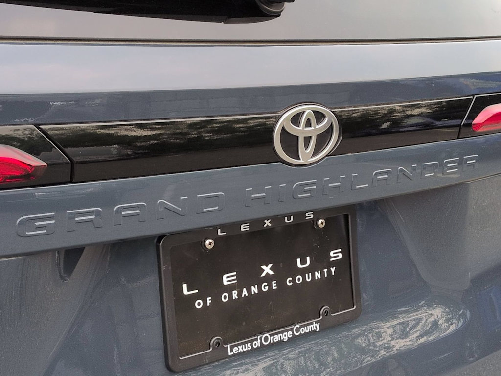 Thumbnail: 2024 Toyota Grand Highlander - 26