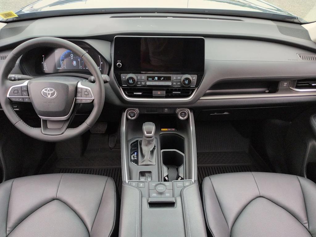 Thumbnail: 2024 Toyota Grand Highlander - 10