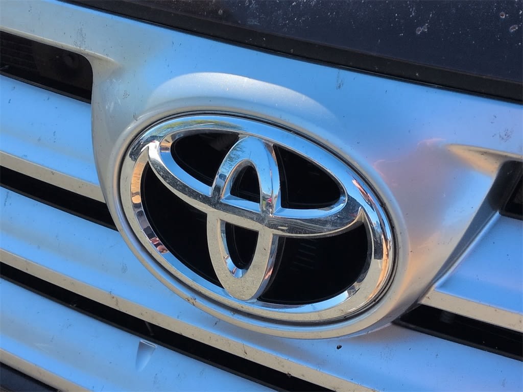 Thumbnail: 2012 Toyota Highlander - 6