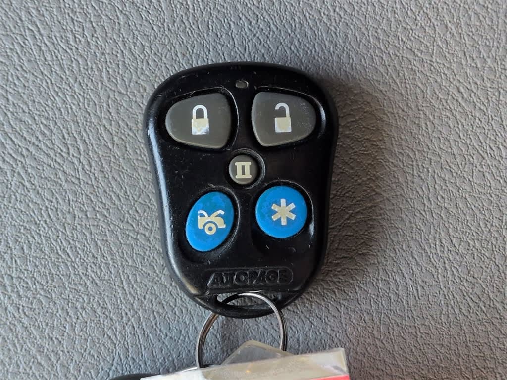 Thumbnail: 2012 Toyota Highlander - 17