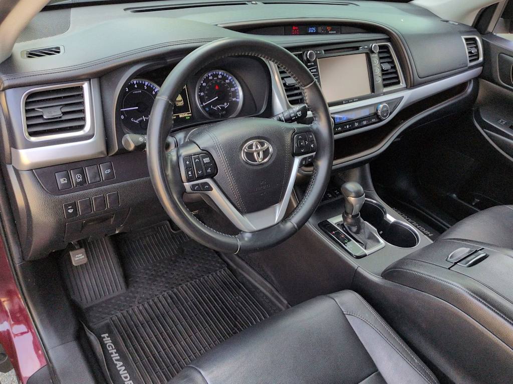 Thumbnail: 2019 Toyota Highlander - 2