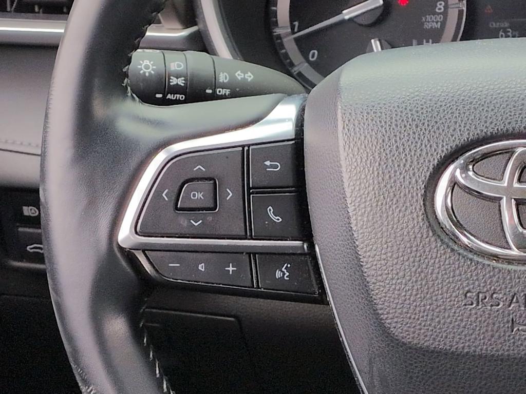 Thumbnail: 2021 Toyota Highlander - 31