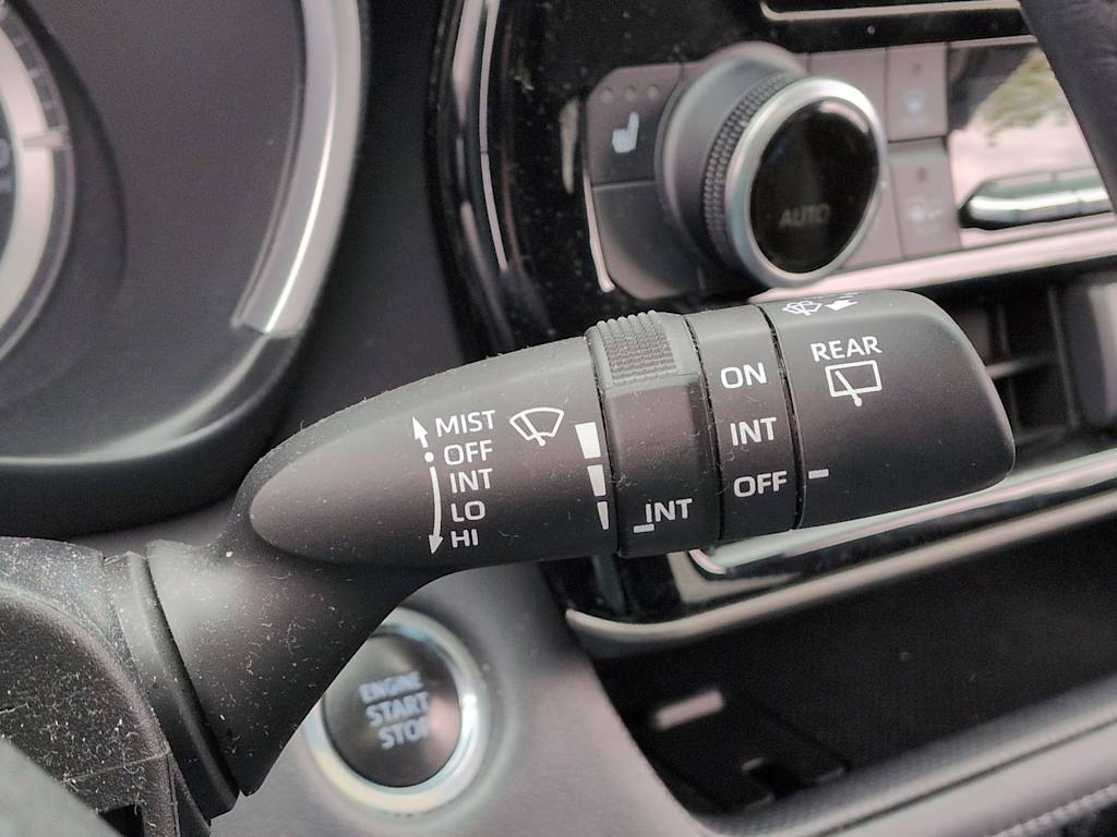 Thumbnail: 2021 Toyota Highlander - 33