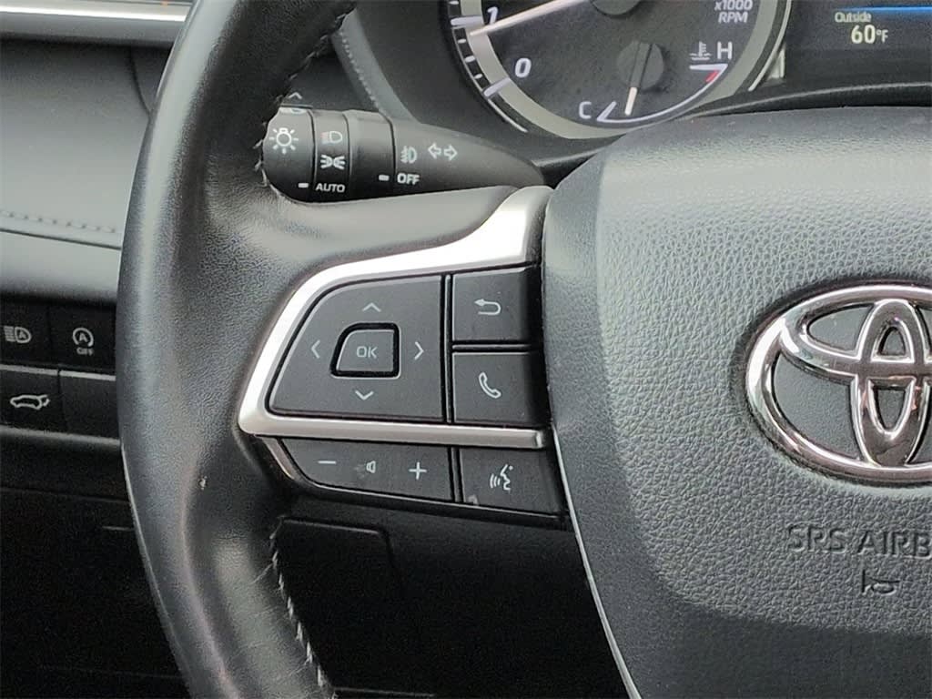 Thumbnail: 2023 Toyota Highlander - 30