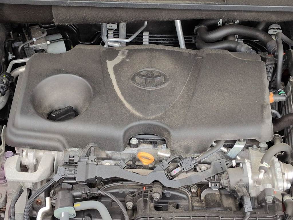 Thumbnail: 2023 Toyota Highlander - 9