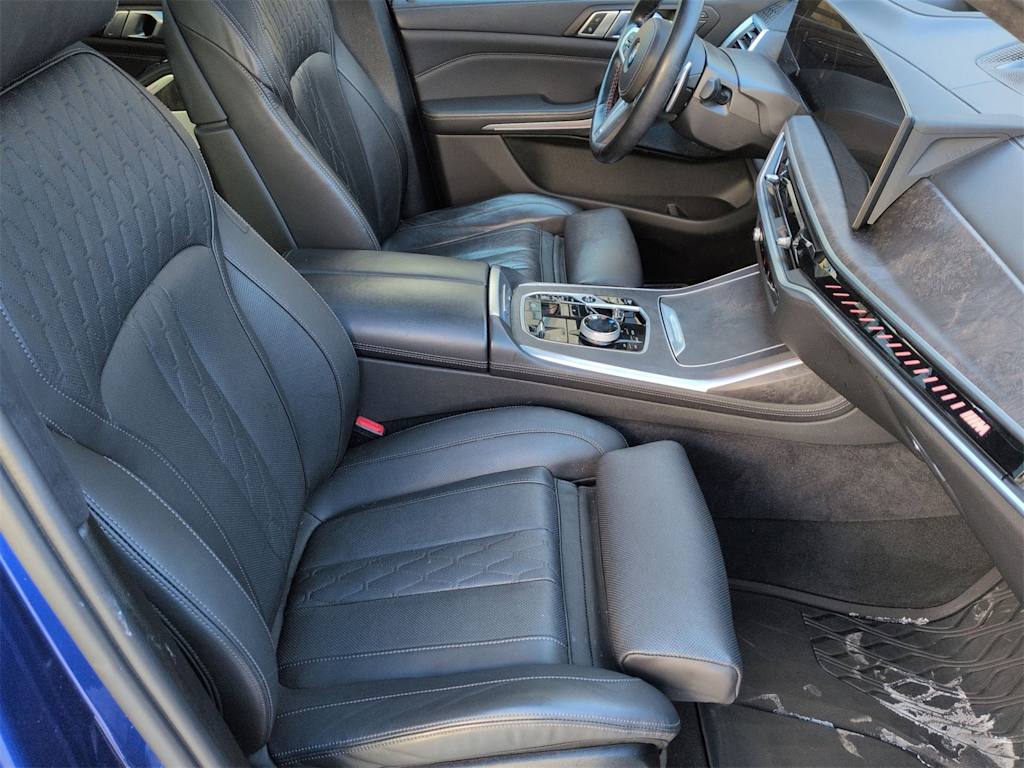 Thumbnail: 2023 BMW X7 - 30