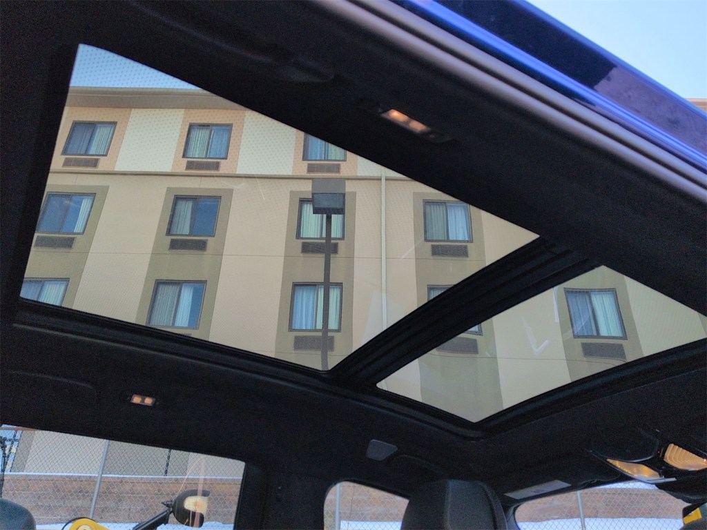 Thumbnail: 2023 BMW X7 - 29