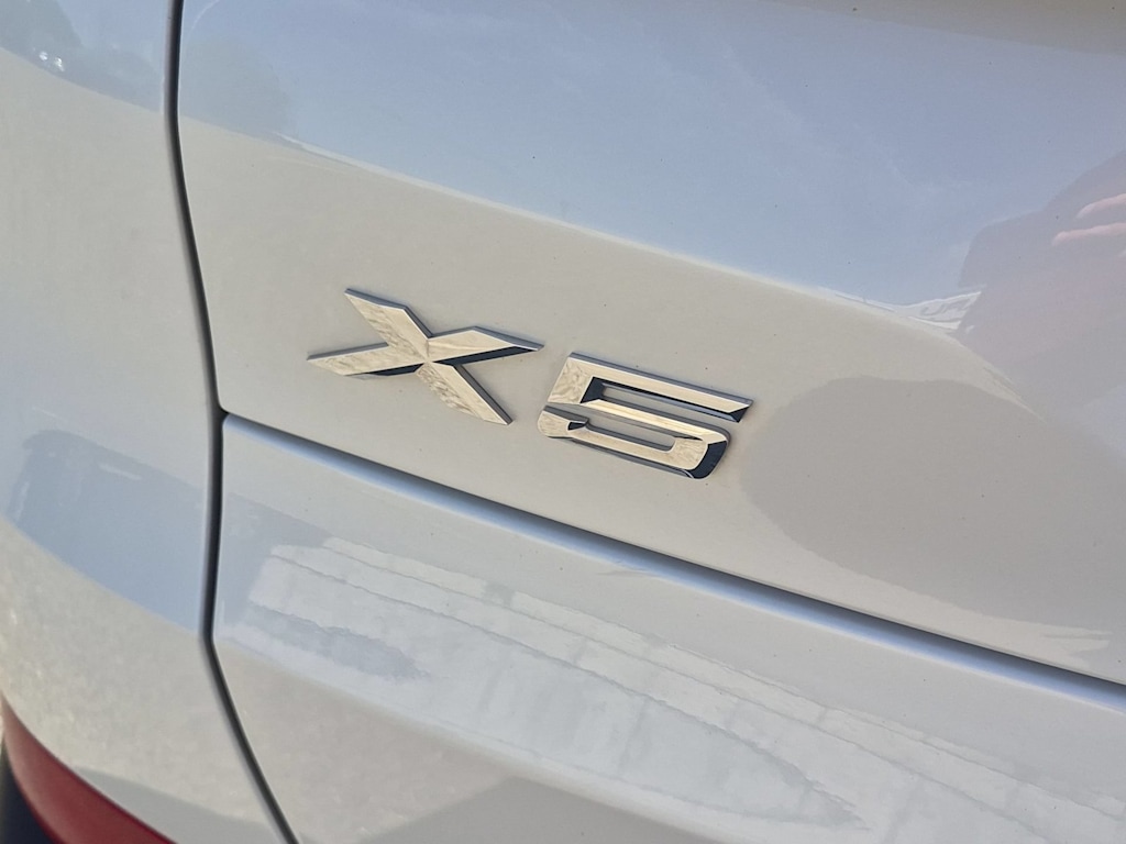 Thumbnail: 2023 BMW X5 - 27