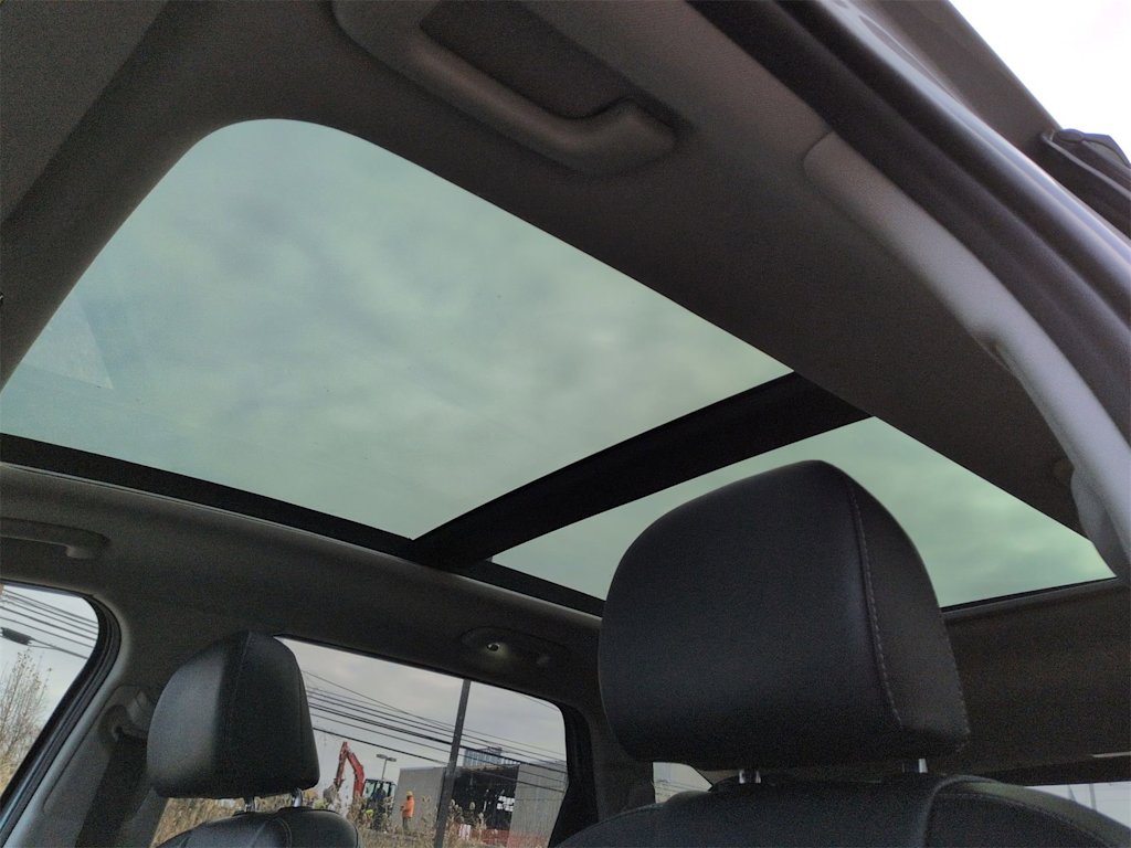 Thumbnail: 2022 Kia Sorento - 29