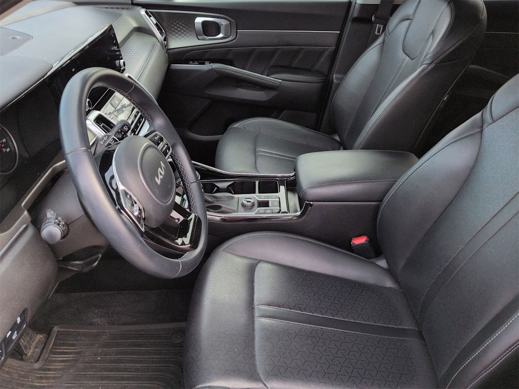 Thumbnail: 2022 Kia Sorento - 11