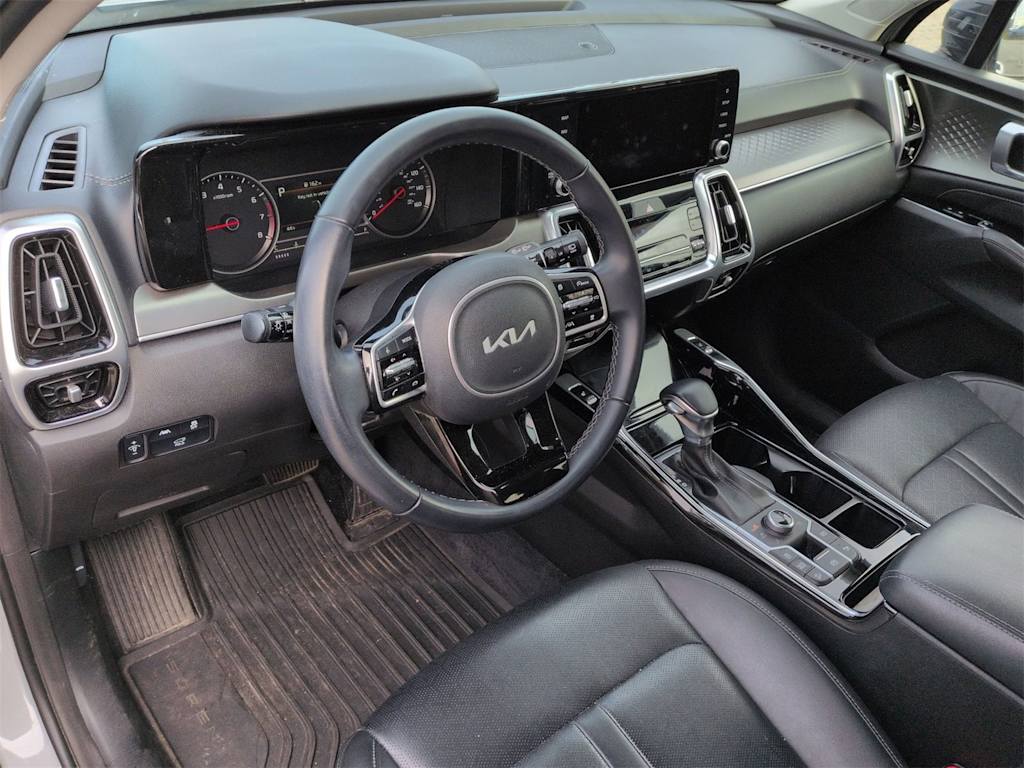Thumbnail: 2022 Kia Sorento - 2