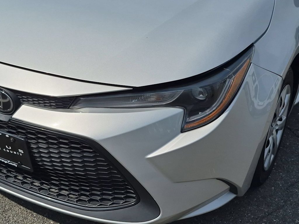 Thumbnail: 2022 Toyota Corolla - 26