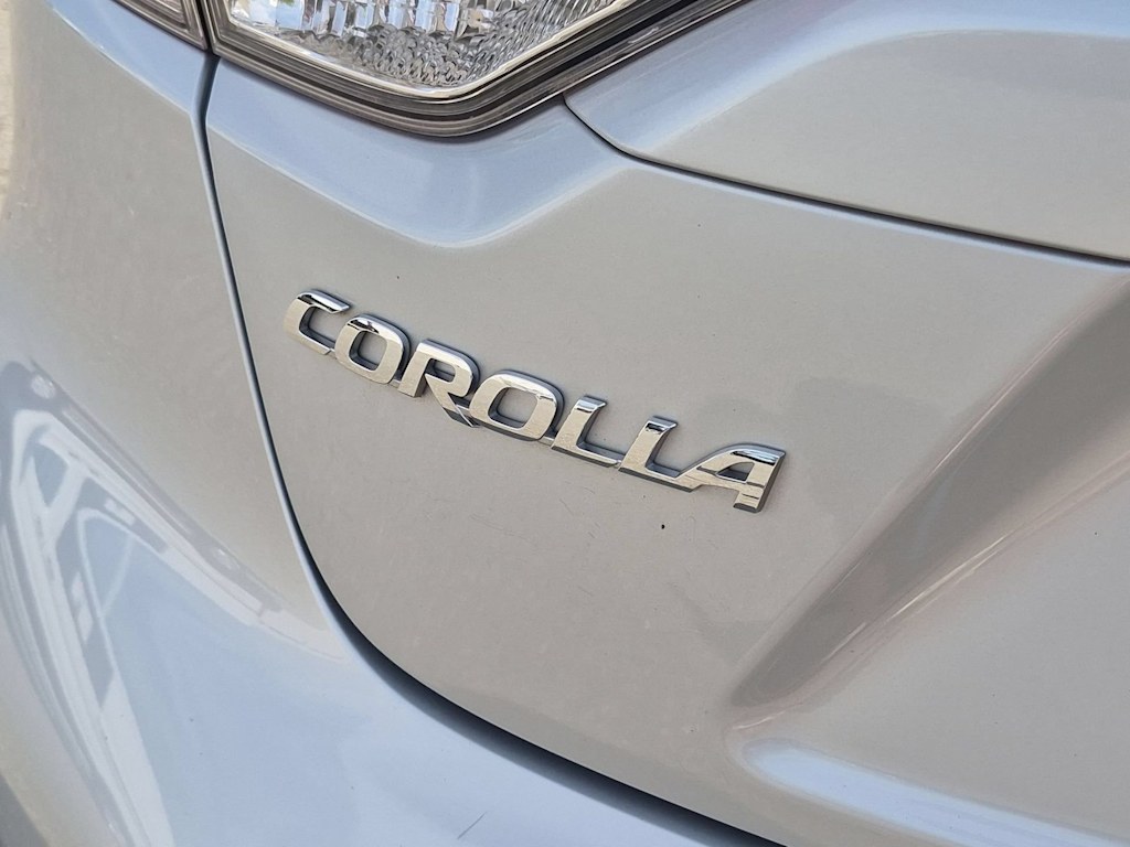 Thumbnail: 2022 Toyota Corolla - 27