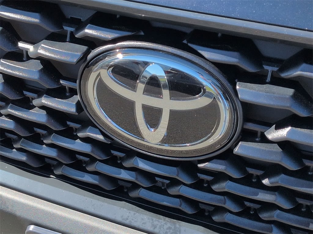 Thumbnail: 2024 Toyota Corolla Cross - 7