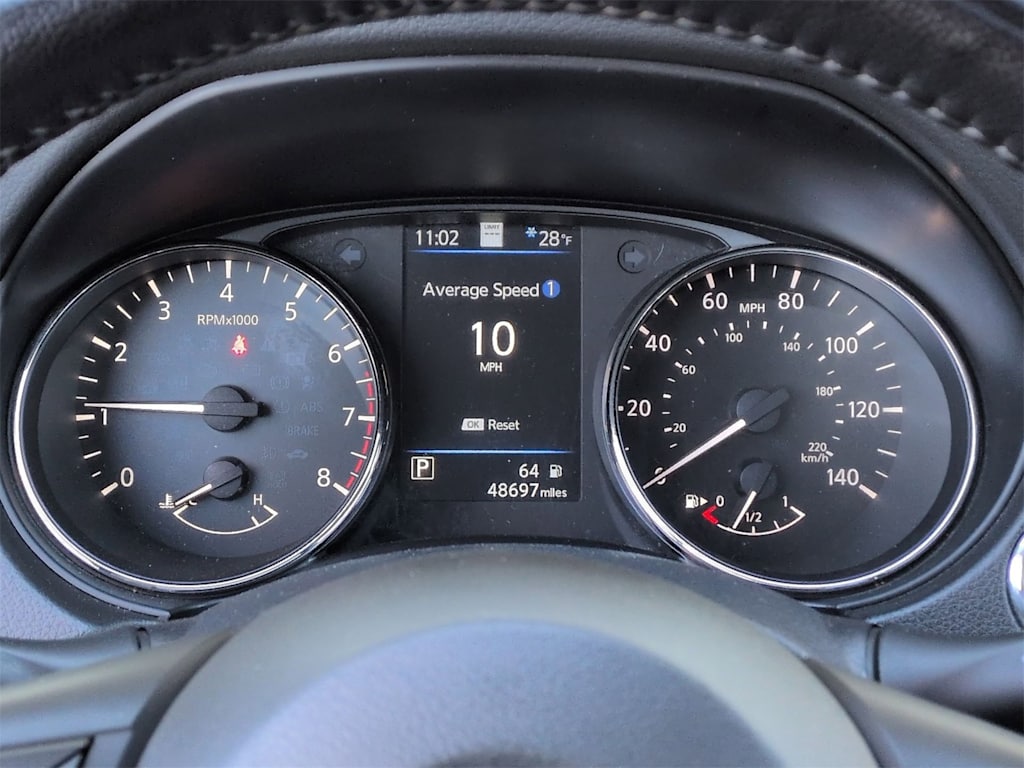 Thumbnail: 2022 Nissan Rogue Sport - 18