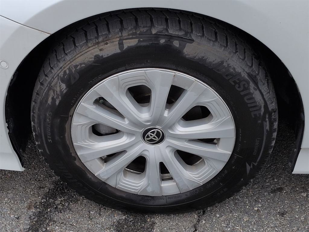 Thumbnail: 2022 Toyota Prius - 7