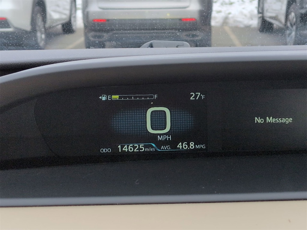 Thumbnail: 2022 Toyota Prius - 15